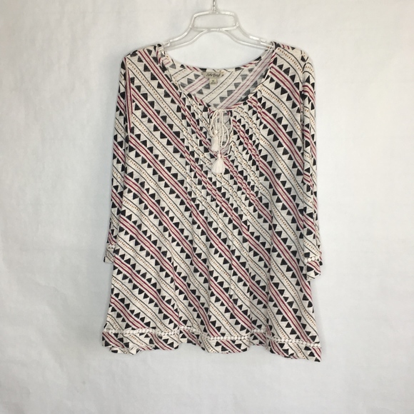 Lucky Brand Tops - Lucky Brand White Geometric Print Knit Blouse
